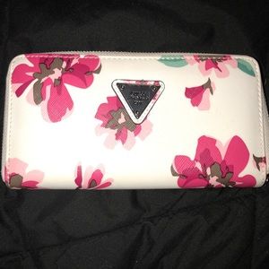 White floral guess wallet